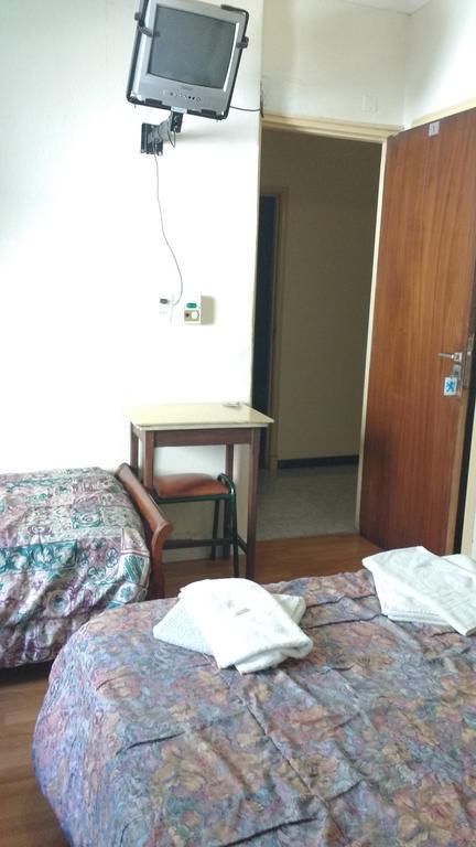 Hotel Lyon Μαρ ντελ Πλάτα Εξωτερικό φωτογραφία